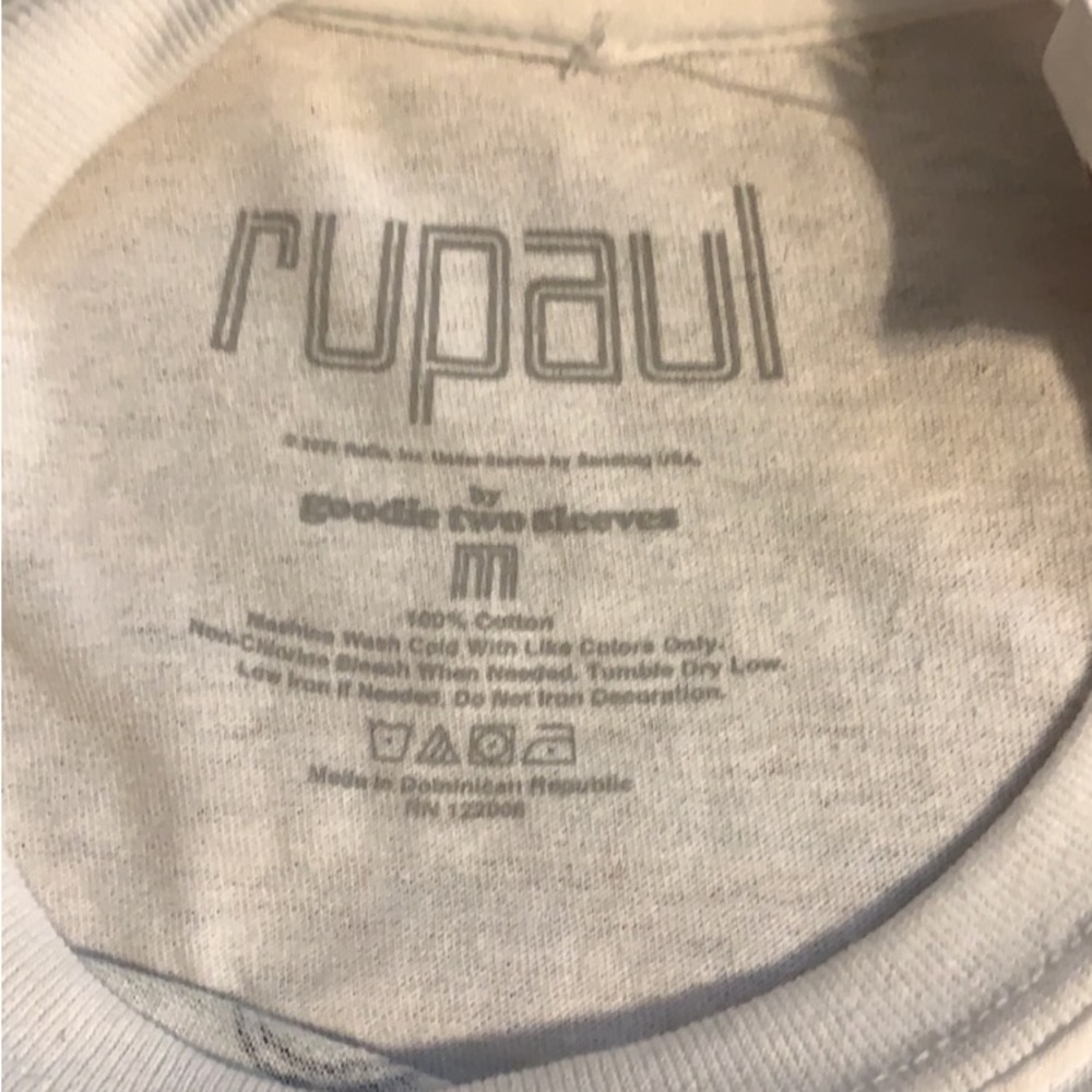 RuPaul Short Sleeve Tee - Picture 3 of 4